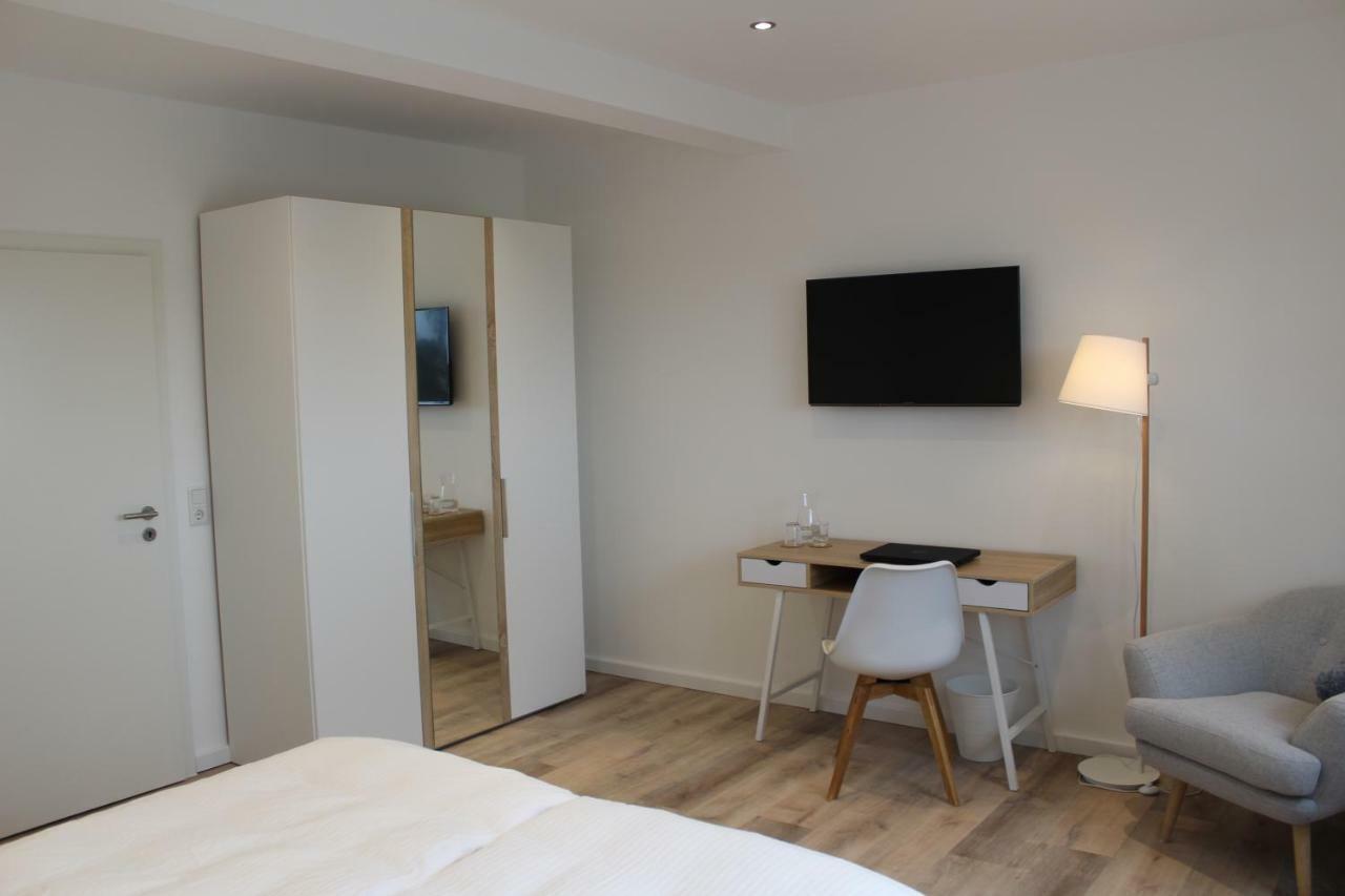 Gaestezimmer Bergerhof - Ankommen Und Wohlfuehlen Neuss Buitenkant foto